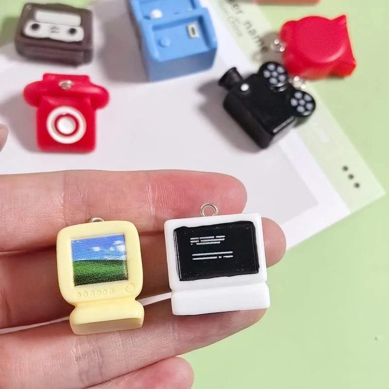 8 Stück 3D Mini-Computer-Spiel – Vintage Alarm Clock Bewertung und Preis