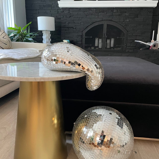 Schmelzende Disco-Kugel-Wandde – Home Decor Brand Bewertung und Preis